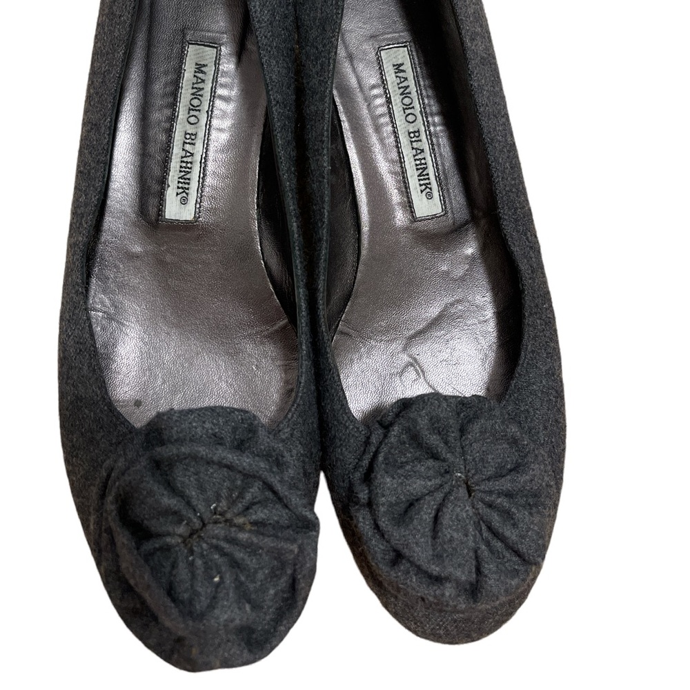 Mano Blahnik grey flannel flats, size 391/2
